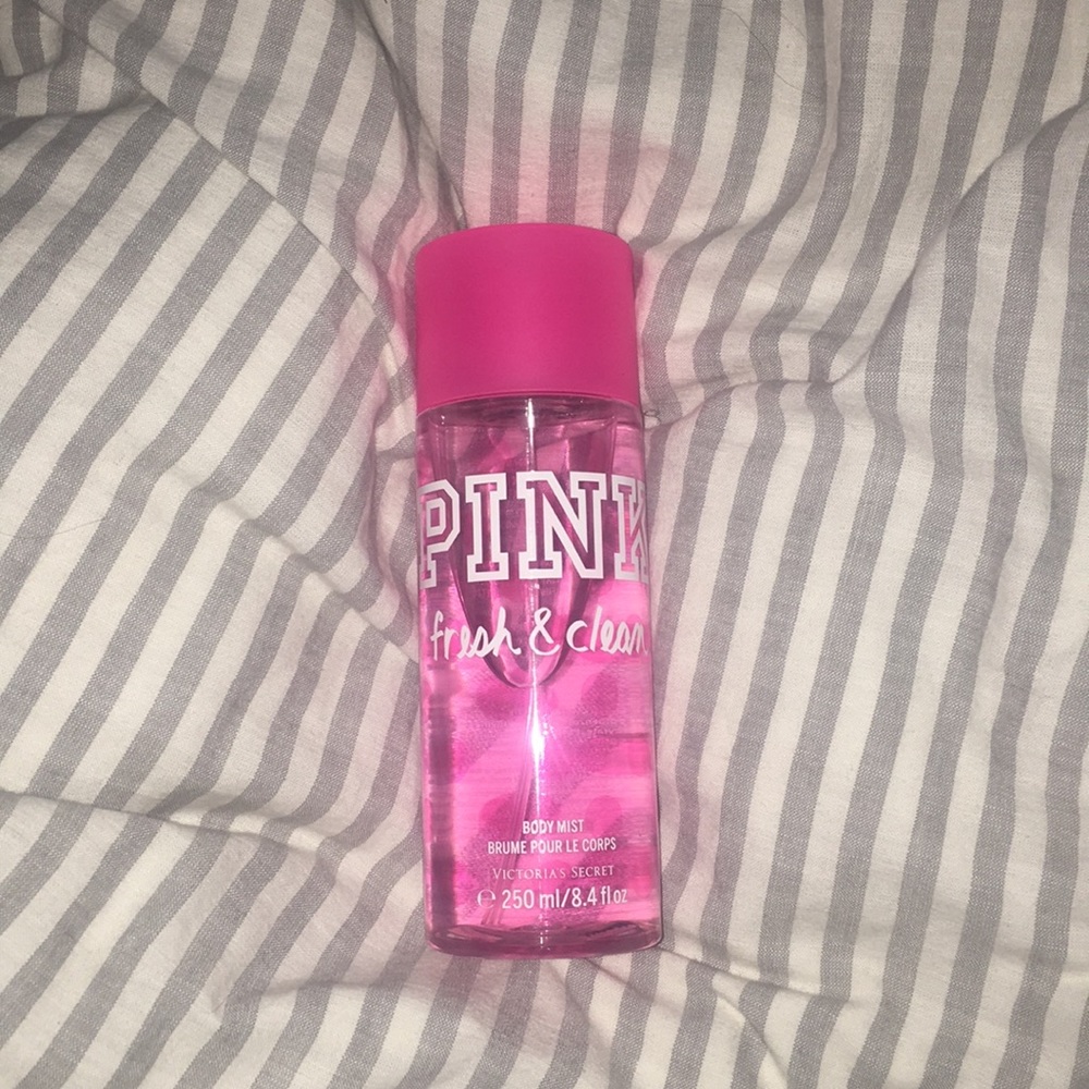 PINK Body Spray